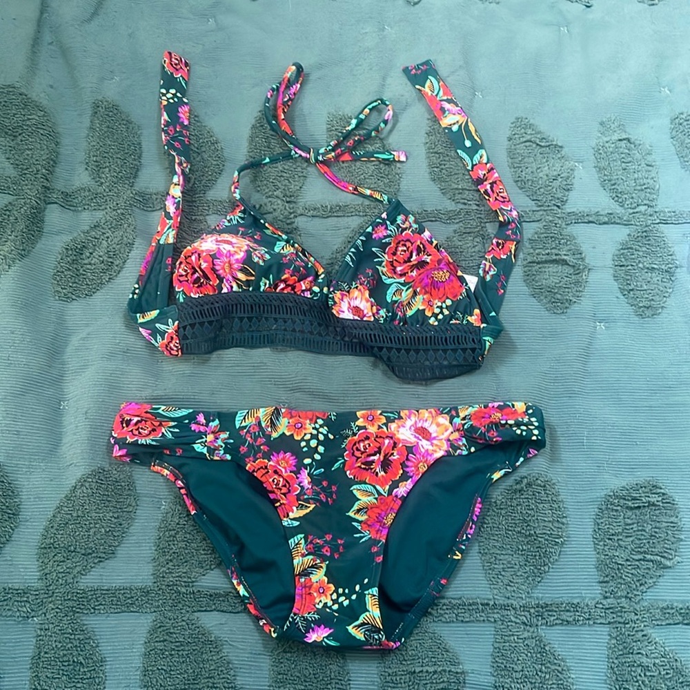 Xhilaration Floral Bikini Medium